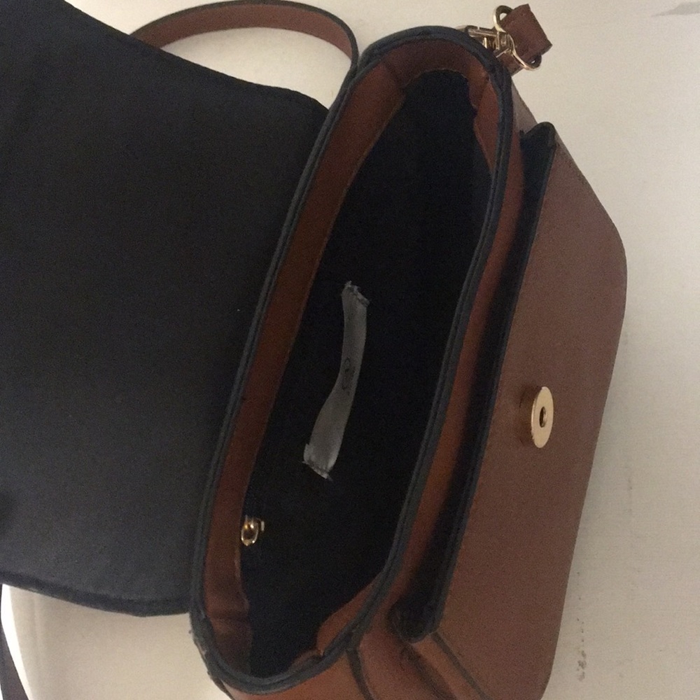 BNWOT Pleather cognac purse - Picture 5 of 5